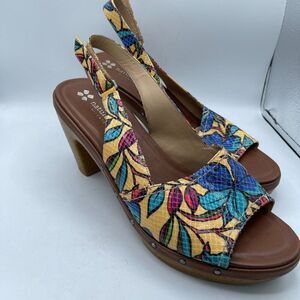 NATURALIZER N5 CONTOUR Wooden Heels Floral Slingback Shoes 9